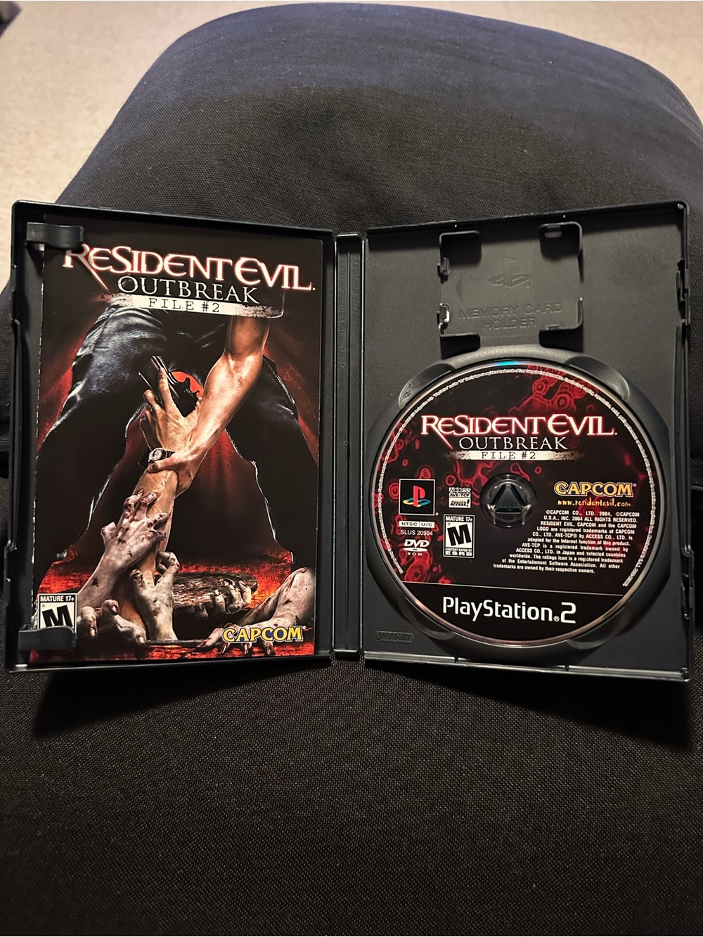 PlayStation 2 Resident Evil Outbreak File #2 - Black - Picture 3 of 5